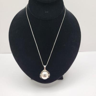 Unique Design Sterling Silver Ball Locket Necklace 13.9gr