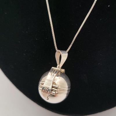 Unique Design Sterling Silver Ball Locket Necklace 13.9gr