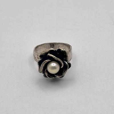 Sterling Rose & Genuine Pearl Ring 7.1gr