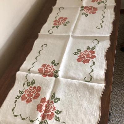 4 Table runners