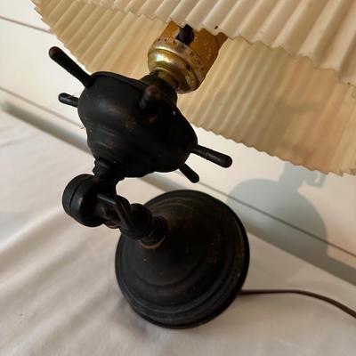 NAUTICAL SHIP WHEEL WALL MOUNT LAMP