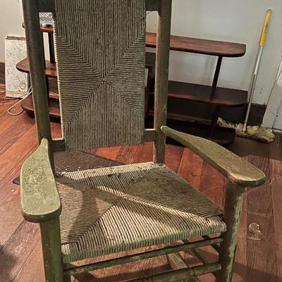 ROCKING CHAIR