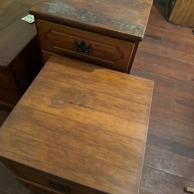 PAIR VINTAGE NIGHTSTANDS