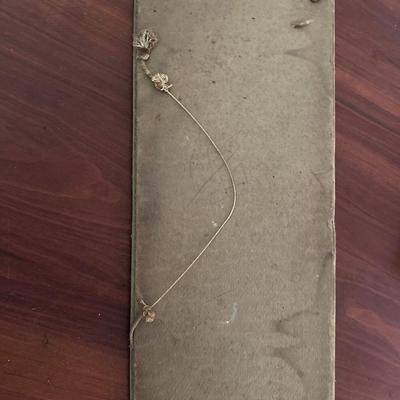 VICTORIAN TIE RACK