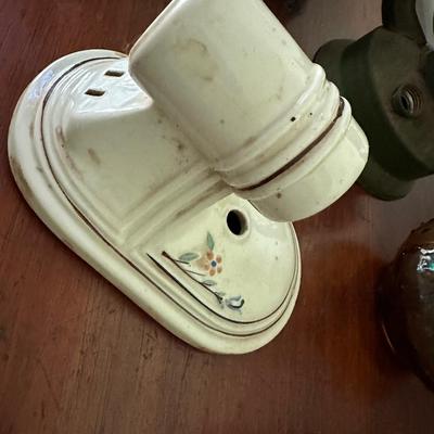 COLLECTIBLE LANTERN LOT
