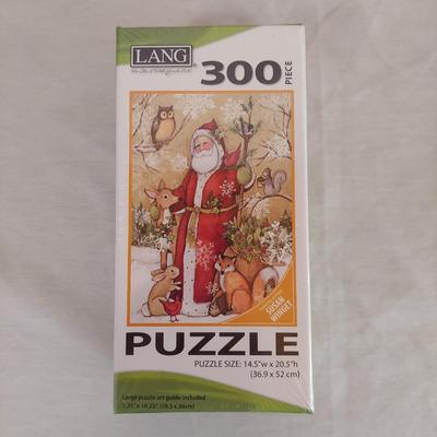 Christmas Books, Puzzles, Stockings and More (PC2-BBL)