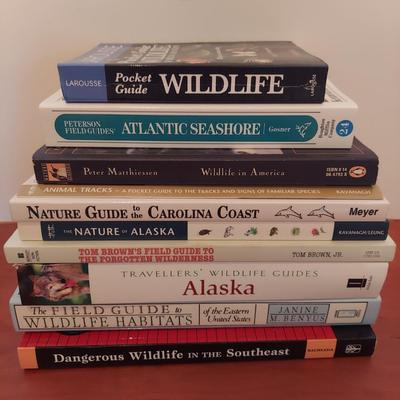 North American Tracking and Field Guides (O-BBL)