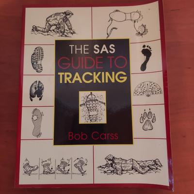 North American Tracking and Field Guides (O-BBL)