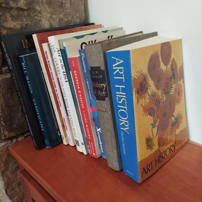 Art Coffee Table Books by Georgia O'Keeffe and More (O-BBL)
