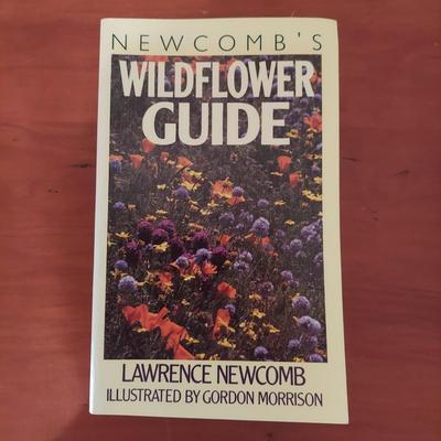 Field Guides and Other Reference Books For Trees and Flowers (O-BBL)