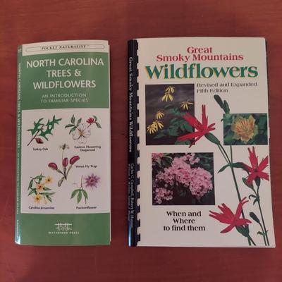 Field Guides and Other Reference Books For Trees and Flowers (O-BBL)