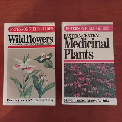 Field Guides and Other Reference Books For Trees and Flowers (O-BBL)