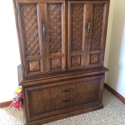 Dixie Armoire