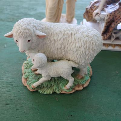 Mixed Lot of 5 Figurines Scheibe Alsbach, A. Santini , Tilso, Homco 1483 Sheep ,