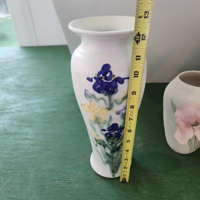 Lot of 6 Decorative Vases