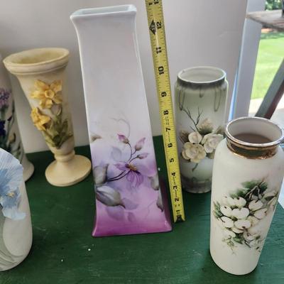 Lot of 6 Decorative Vases