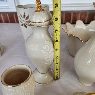 Mixed Lot of Lenox China Vases, Bowls, Sweetbriar Bud Vase, Mother Day Daffodils Meridian