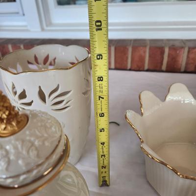 Mixed Lot of Lenox China Vases, Bowls, Sweetbriar Bud Vase, Mother Day Daffodils Meridian