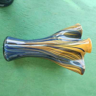 Lot of 7 Art Glass Vases Decor