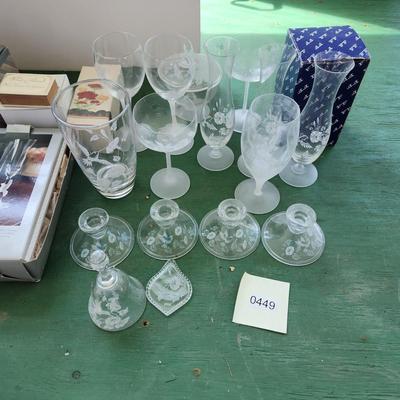 Mixed Lot Glass Avon Hummingbird Collection, EEC Color Glass,
