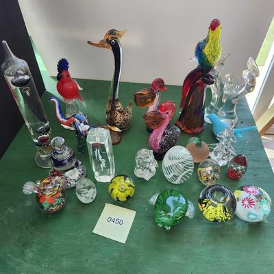 Mixed Lot of Art Glass, paperweights, Parrots, Birds, Frog,