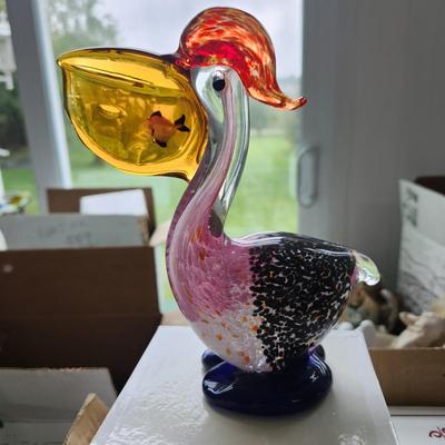 Mixed Lot of Art Glass, paperweights, Parrots, Birds, Frog,