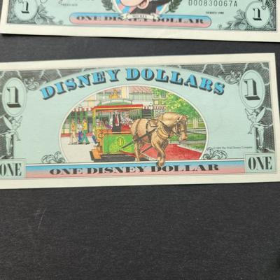 4 Vintage Minty Disney Dollars $1 Bills Mickey Mouse Series 1988