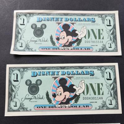 4 Vintage Minty Disney Dollars $1 Bills Mickey Mouse Series 1988