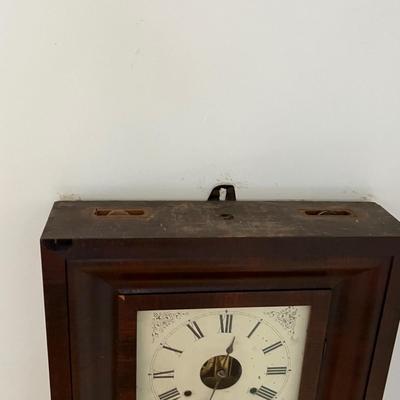 Seth Thomas Eight Day Weight Clock with Key (LR-RG)