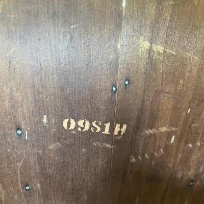 Seth Thomas Eight Day Weight Clock with Key (LR-RG)