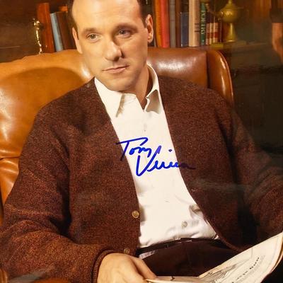 Tom Verica signed photo