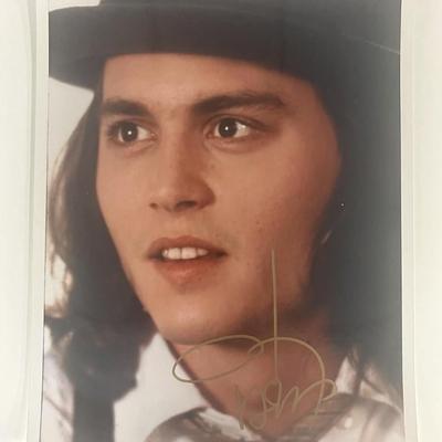 Willy Wonka Johnny Depp signed photo