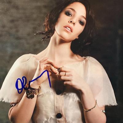 Olivia Thirlby signed photo