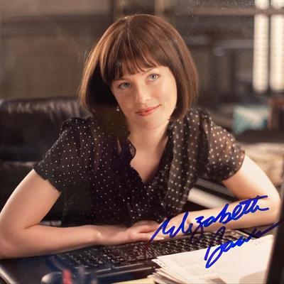 Spider-Man Elizabeth Banks signed movie photo