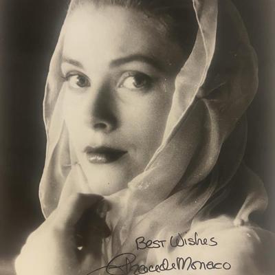 Princess Grace Kelly signed photo