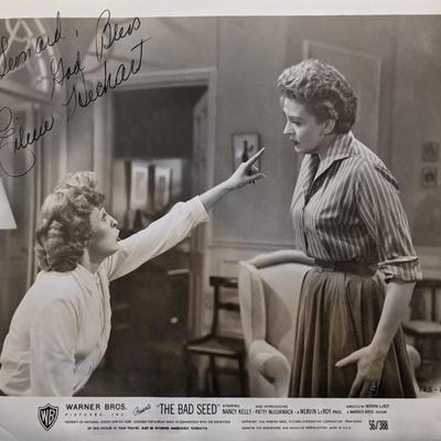 Eileen Hechart signed photo