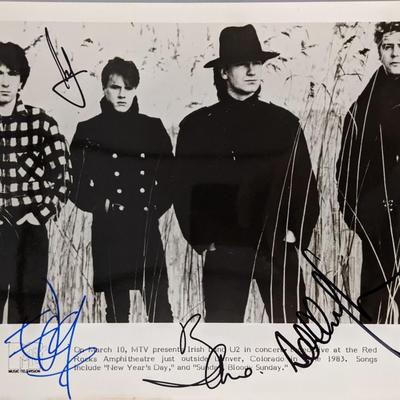 U2 signed photo