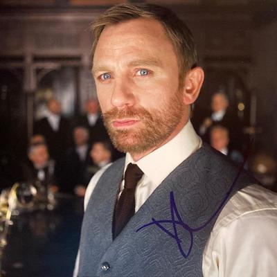 Daniel Craig signed "The Golden Compass" movie photo