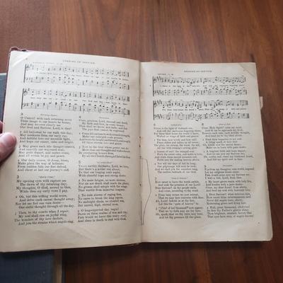 Religion and Antique Bibles from 1800s (DR-KD)