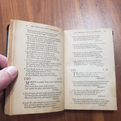 Religion and Antique Bibles from 1800s (DR-KD)