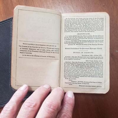 Religion and Antique Bibles from 1800s (DR-KD)