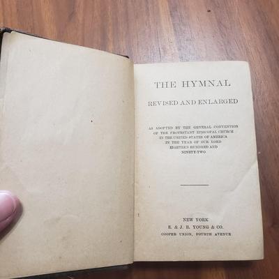 Religion and Antique Bibles from 1800s (DR-KD)