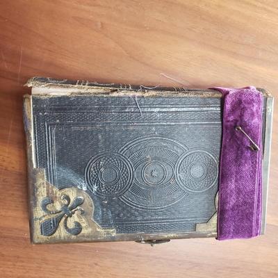 Religion and Antique Bibles from 1800s (DR-KD)