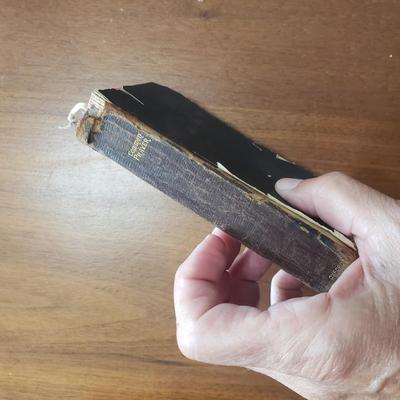 Religion and Antique Bibles from 1800s (DR-KD)