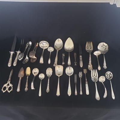 Variety of Ornate Sterling Silver Serving Ware (LR-KD)