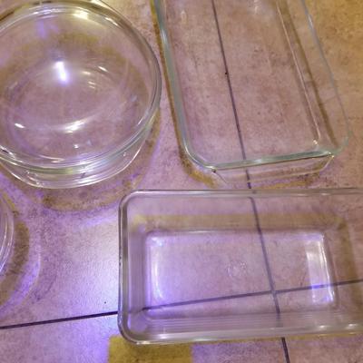 Cler pyrex cookware
