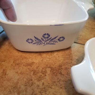 Vintage Corning ware and pyrex baking dishes
