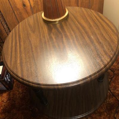 Vtg Round End Table