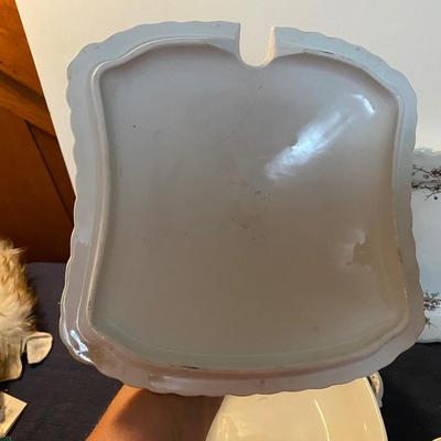 Emery Thorn Dinnerware