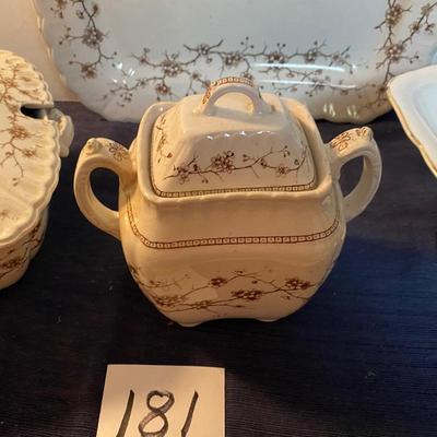 Emery Thorn Dinnerware
